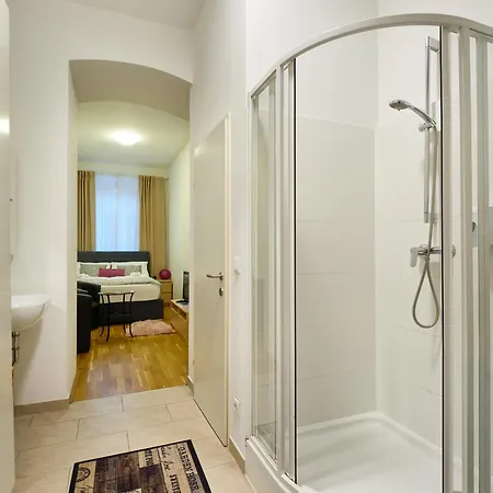 Flarent Economy Apartments Viena Exterior foto
